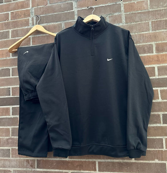 Conjunto negro Nike