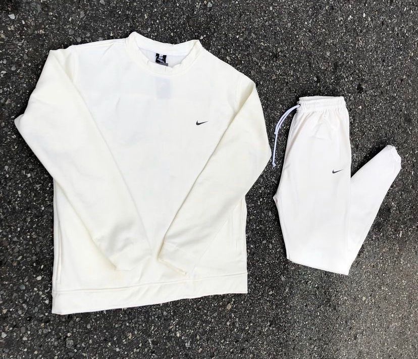 Conjunto blanco Nike